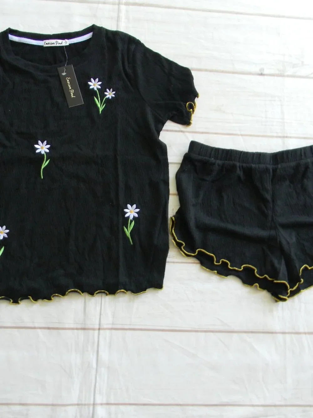 NWT EMERSON ROAD BLACK DAISY SHORT SLV SHORT PJ SET PAJAMA SZ S LOUNGE